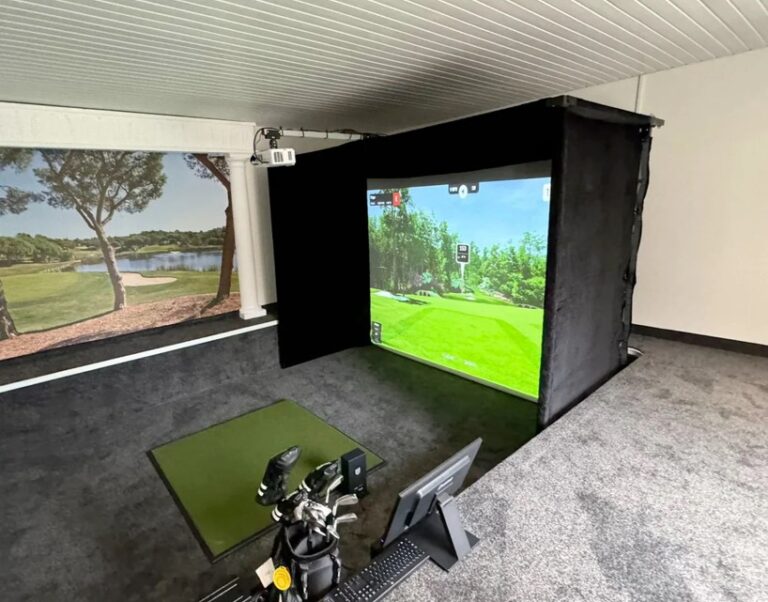 Golf Simulators Improve Your Swing